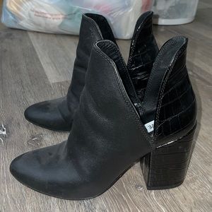 Steve Madden booties